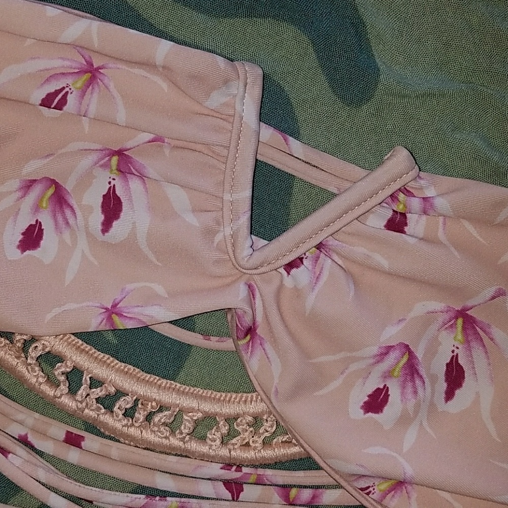 Acacia swimwear island orchid ohia bikini top S - Picture 8 of 8